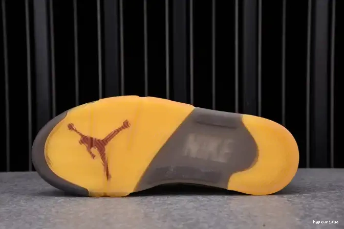 HYPE Jordan 5 Retro OFF-WHITE DH8565-100 Sail 0426